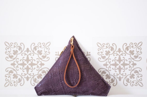 Triangular purple leather clutch. Handmade