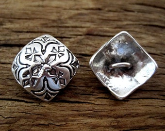 Beautifully Designed Stamped Sterling Silver Button Clasp for Wrap Bracelet (one button) (C) (N)