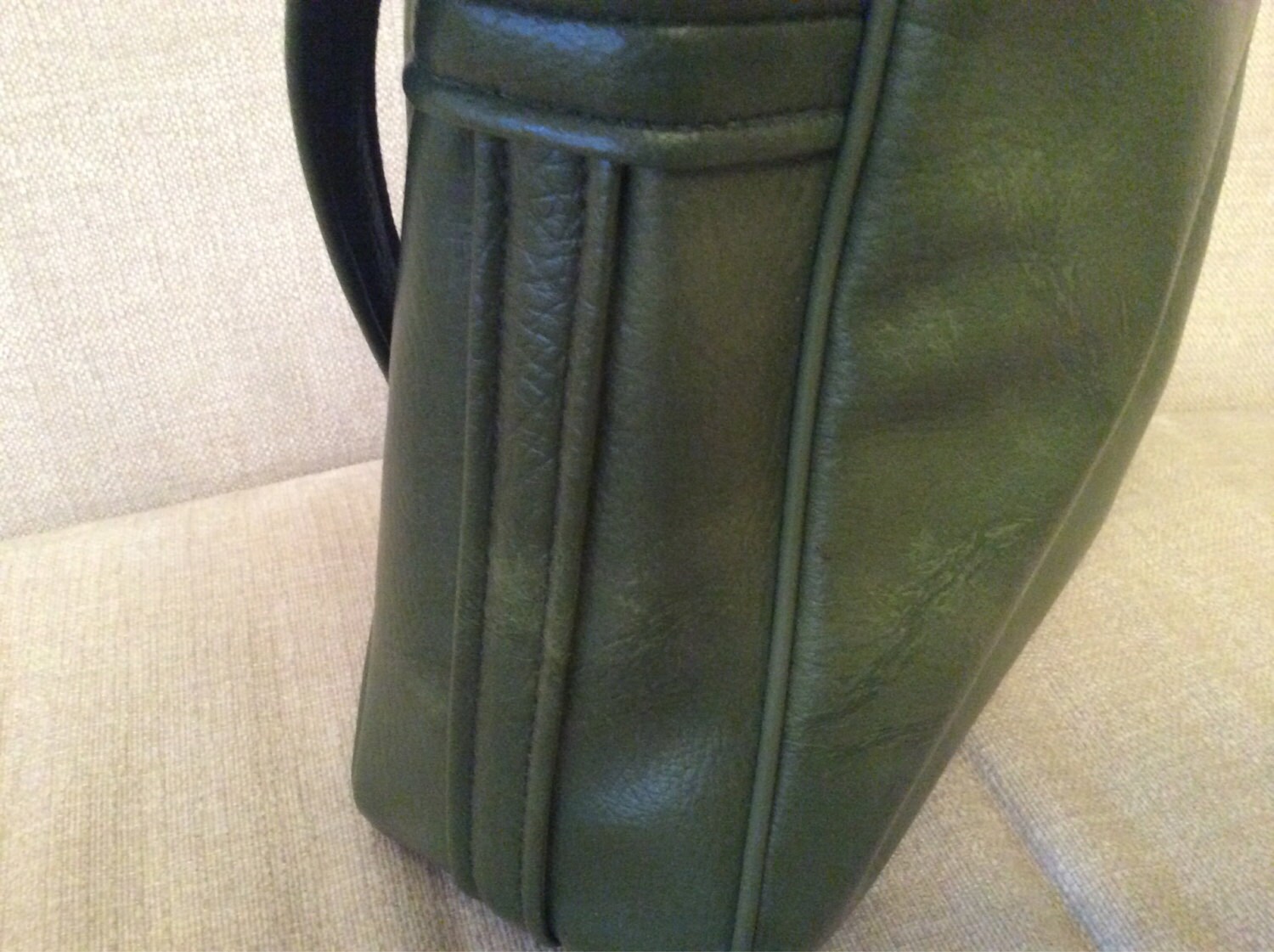 Vintage Carry On Messenger Shoulder Bag Green Faux