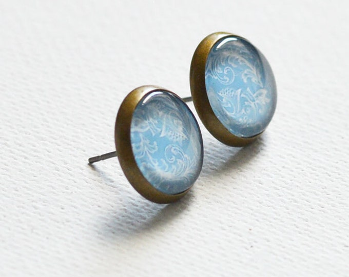 BOHO CHIC Stud Earrings metal brass depicting fashionable blue and white ornaments , Vintage, Glamour, Boho, Pastel blue