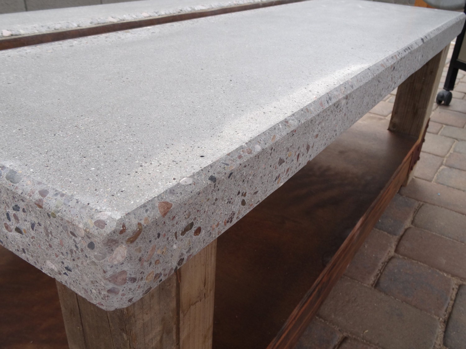 Столешница для стола из бетона