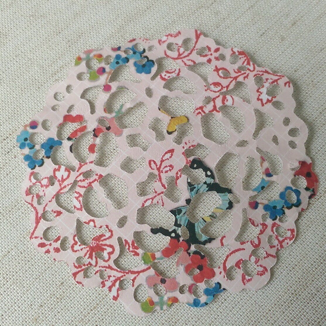 Paper Lace Doilies Pink Floral 3.5
