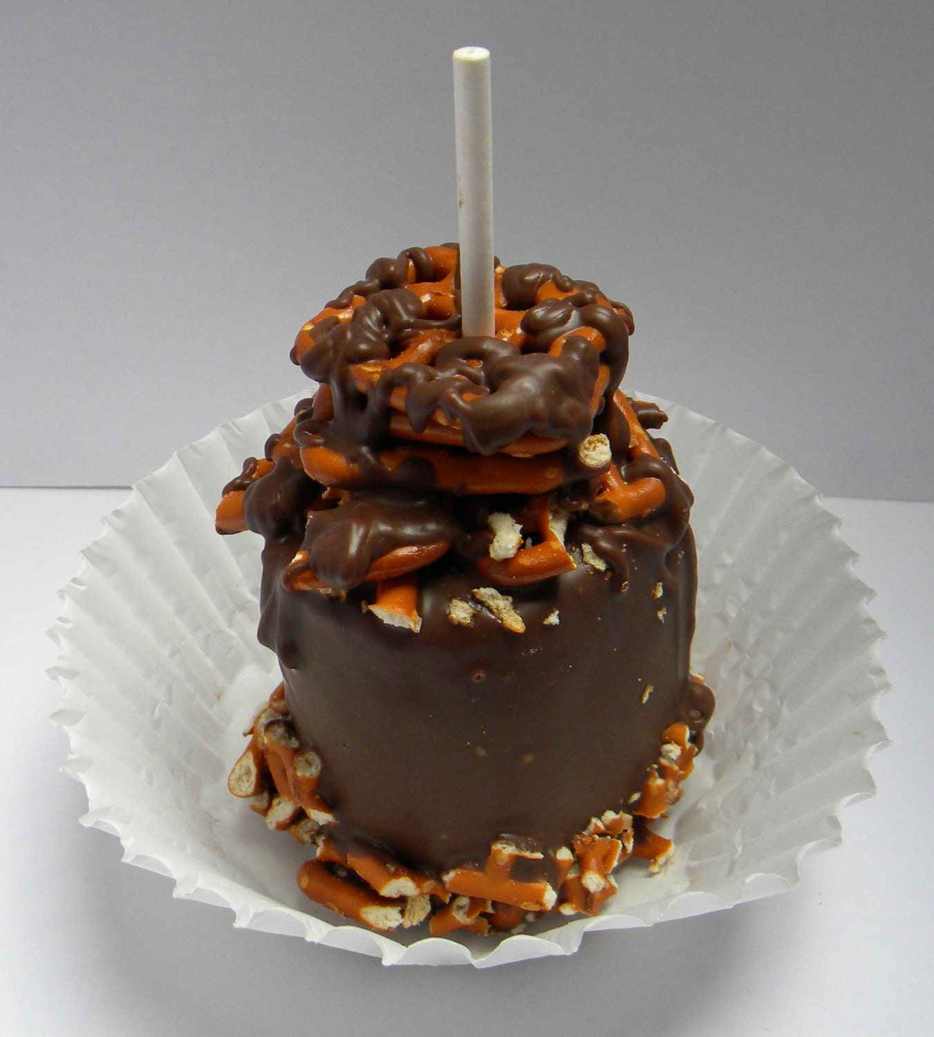 Salted Chocolate Pretzel Marshmallow Pops