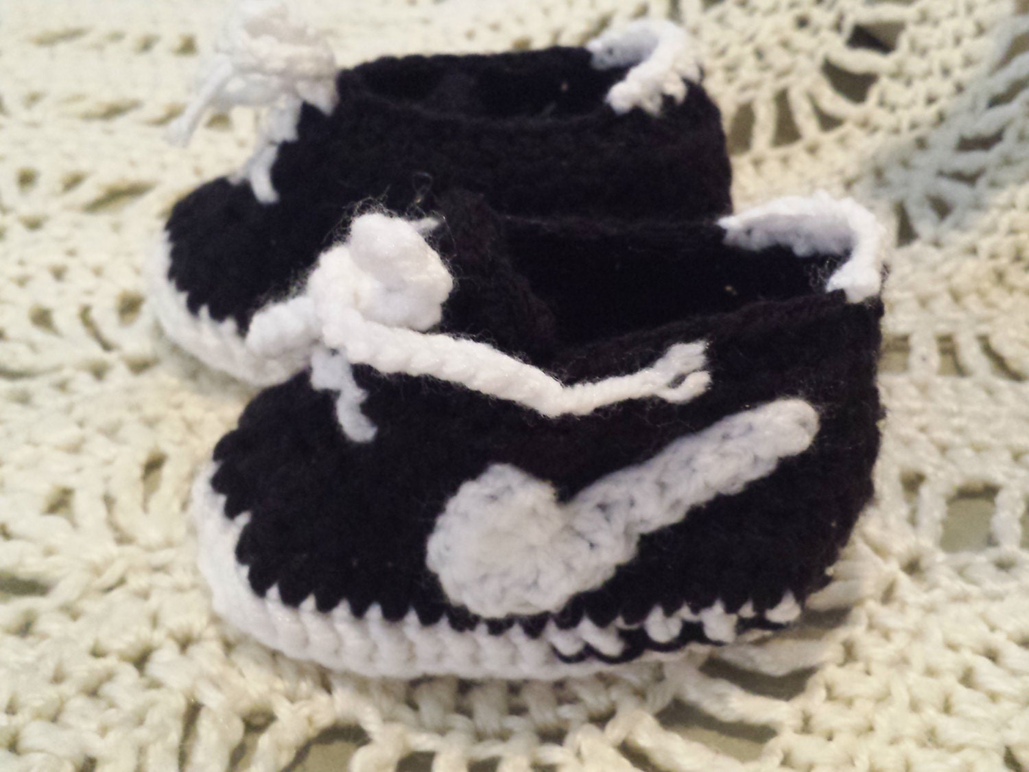 knitted nike baby shoes