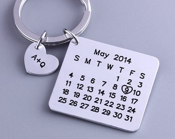 Personalized Calendar Keychain - Hand Stamped Calendar - Special Day Calendar - Anniversary, Wedding, Brithday