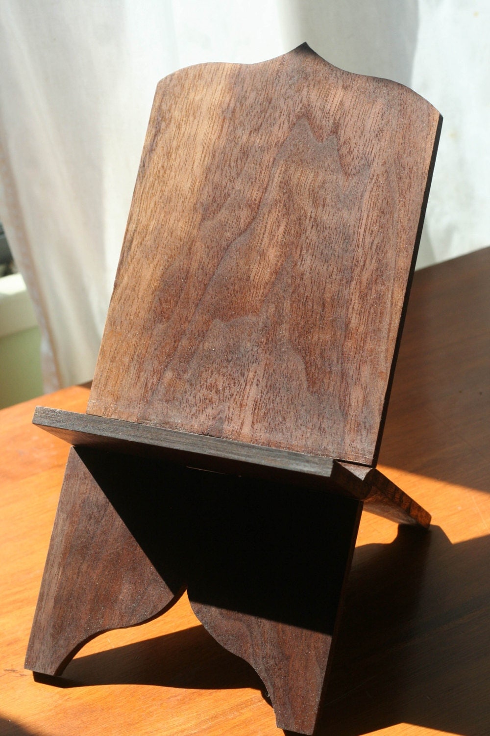 Walnut Folding Roubo Bookstand One piece of wood Books or