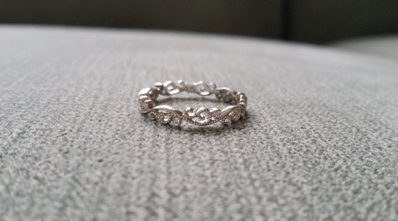 flower scroll diamond wedding ring