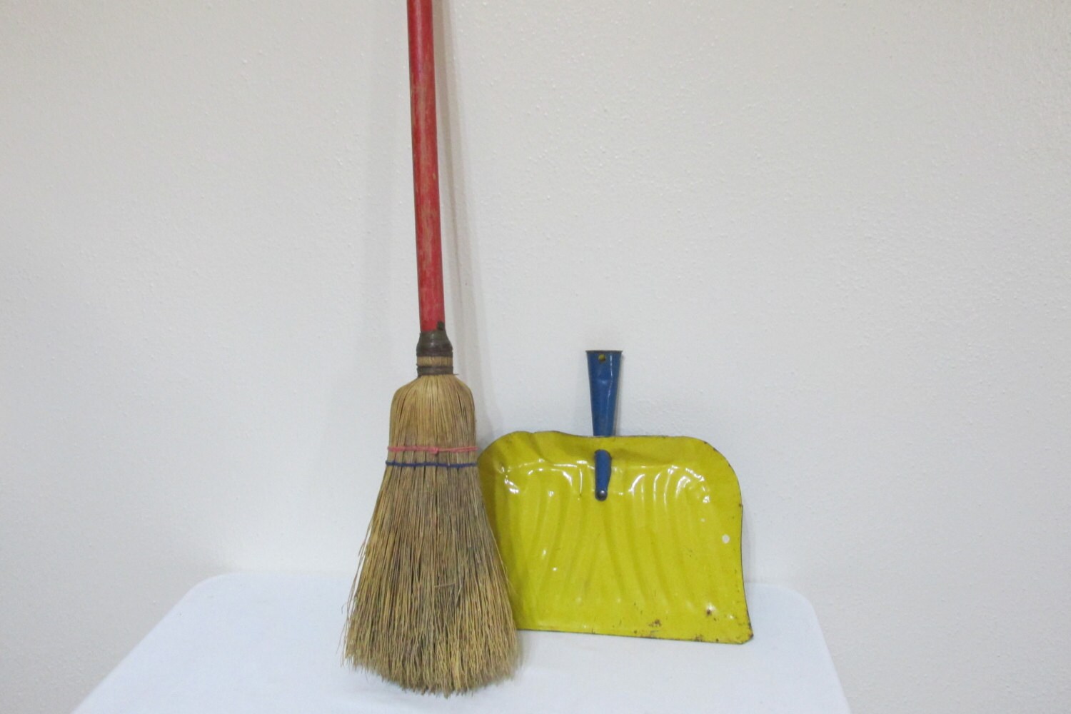 childs broom and dust pan