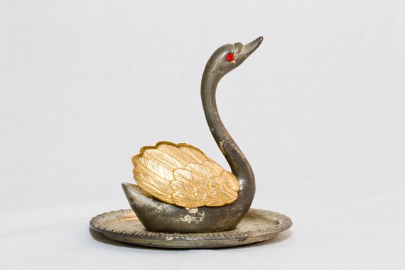 vintage-ep-zinc-alloy-silver-swan-ring-holder