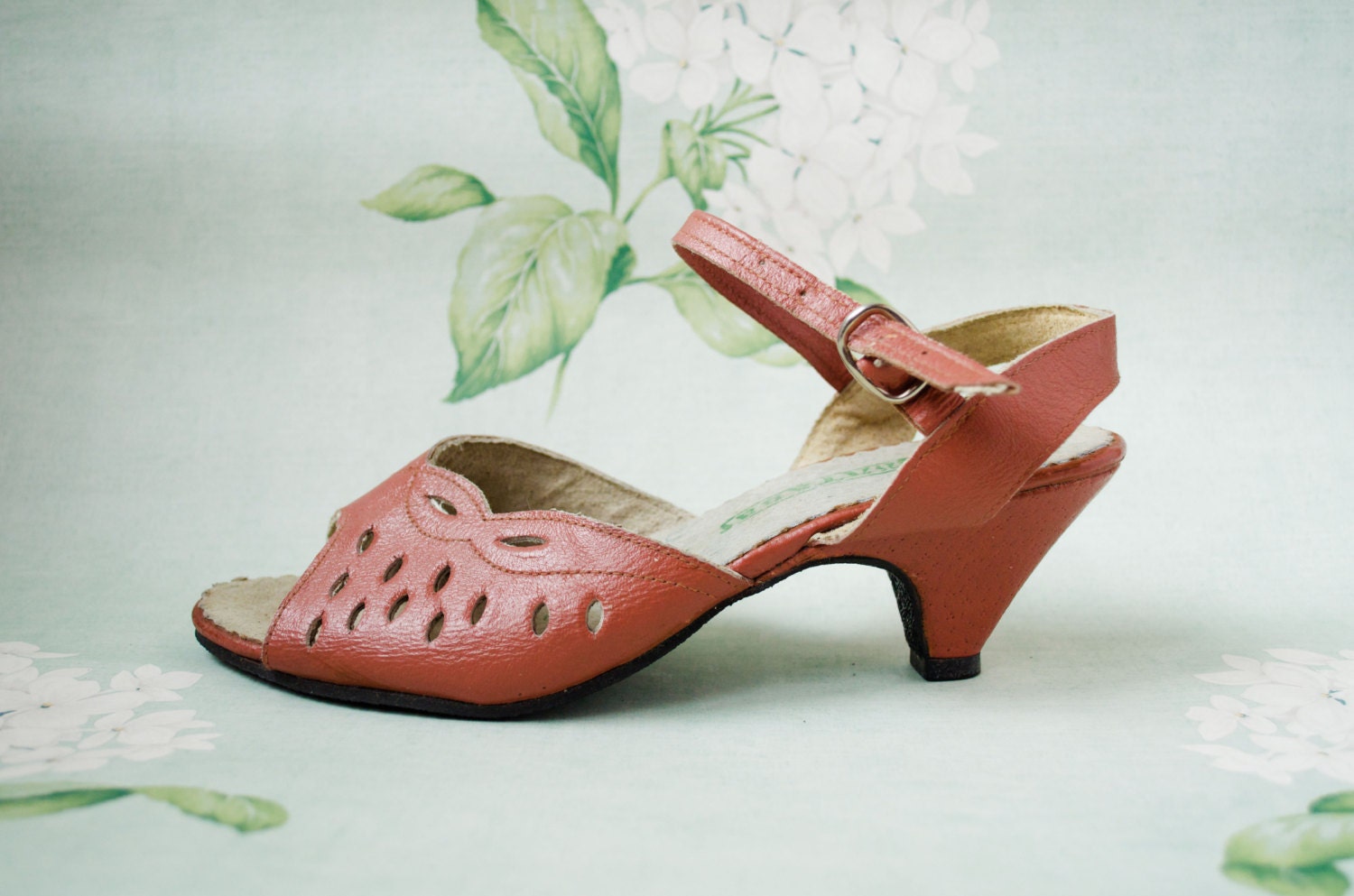 Dusty Pink Shoes / New Old Stock Leather Peep Toe Heels