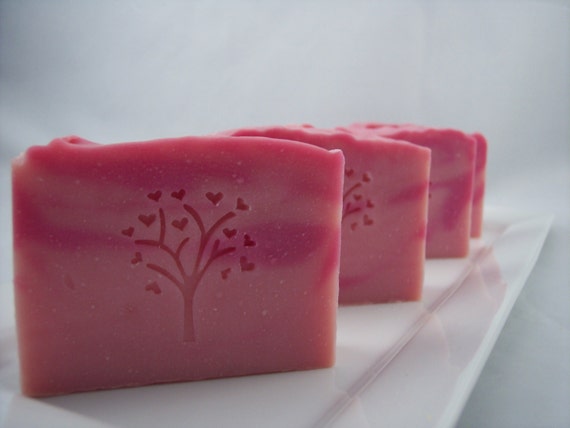 STRAWBERRY PATCH Handmade Soap - HUGE 5 to 6 oz. Soap Bar - Shea Butter Soap - Cocoa Butter Soap - Cold Process Soap - Strawberry Soap