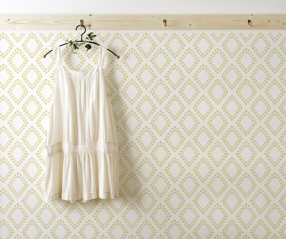 Diamonds Scandinavian Wall stencil for DIY project by StenCilit