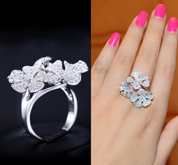 Statement Flower RingFlower Cocktail RingFashion by AmodeJewelry