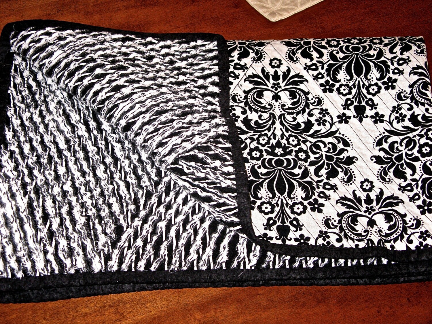 Black and White cozy chenille blanket by Pamshandmadeboutique