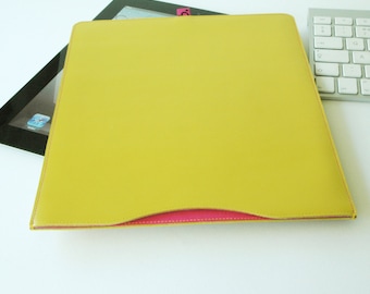 Handmade Leather Sleeve for iPad