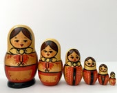 Yoscar Ola Vintage Russian Nesting Doll