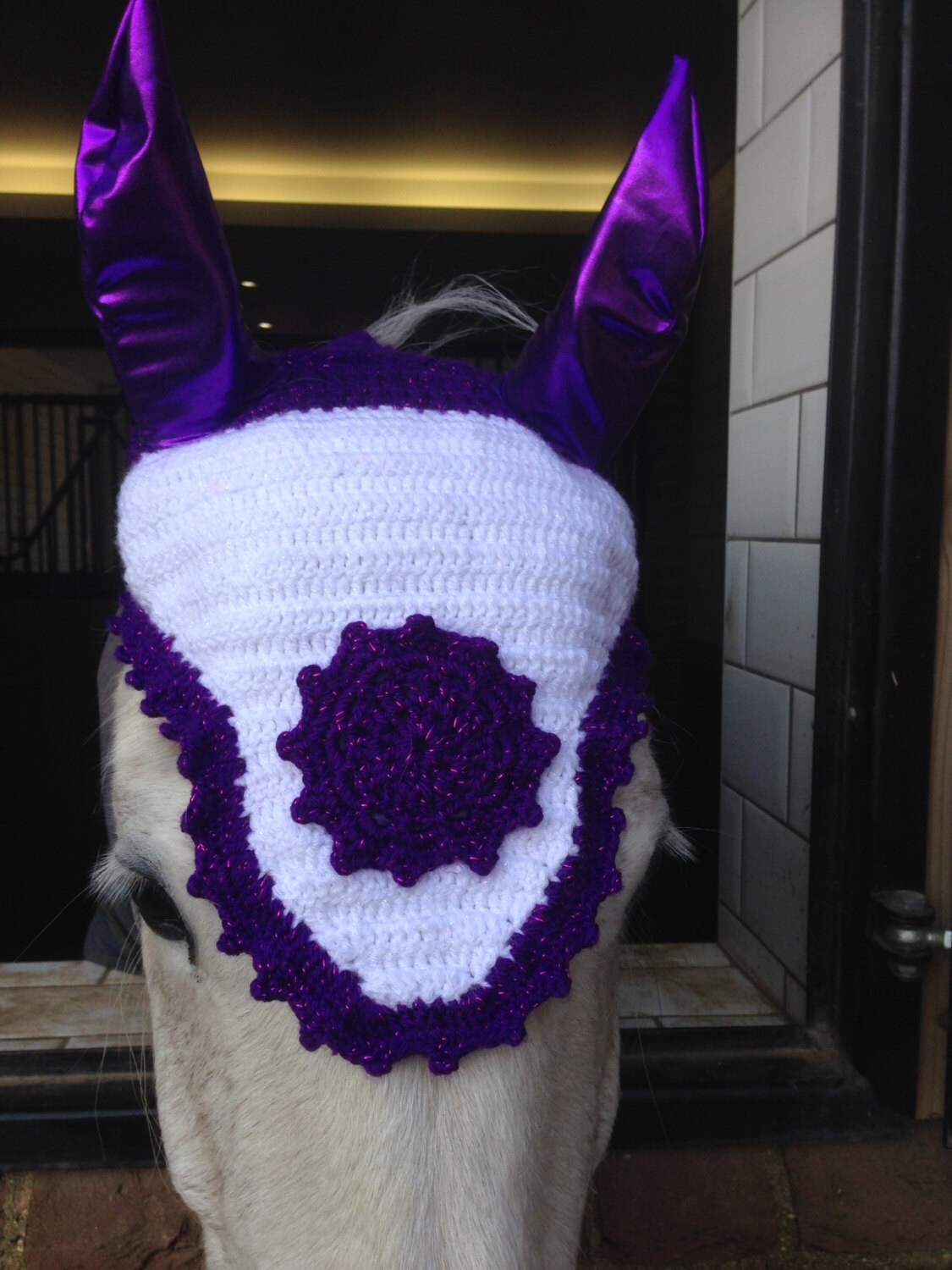 Quirky sparkly and simple motif horse fly veil by ChezRedzer