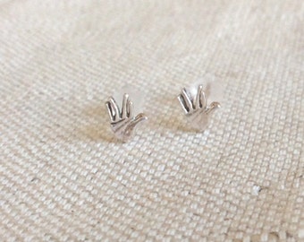 Star Trek Jewelry - Hand Jewelry - Hand Jewellry - Goodbye Hand Sign Earrings - Hand Signs - Hand Sign jewelry - Hand Earring