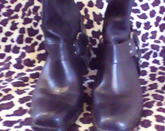 report leather boots