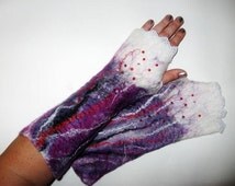 Popular items for wool felted mittens on Etsy