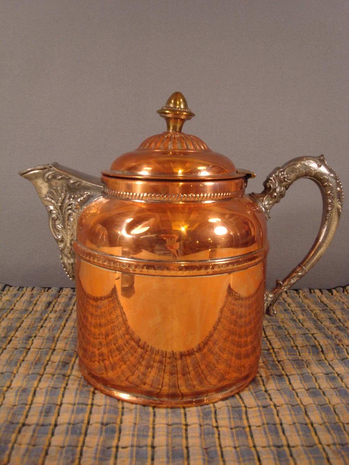 Very nice and unique vintage copper teapot with hinged lidRochester