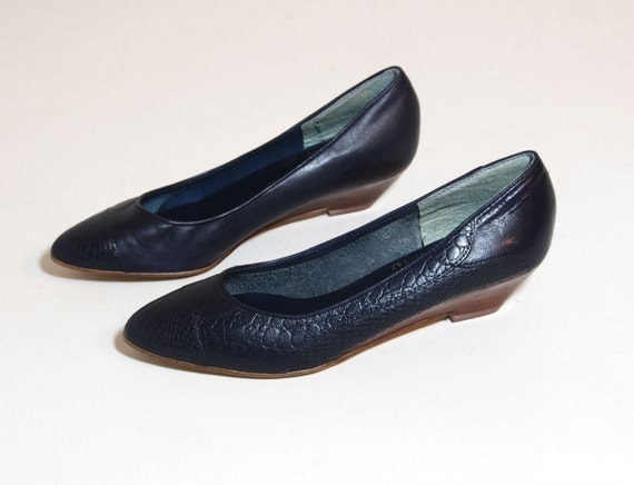 navy blue wedge heels