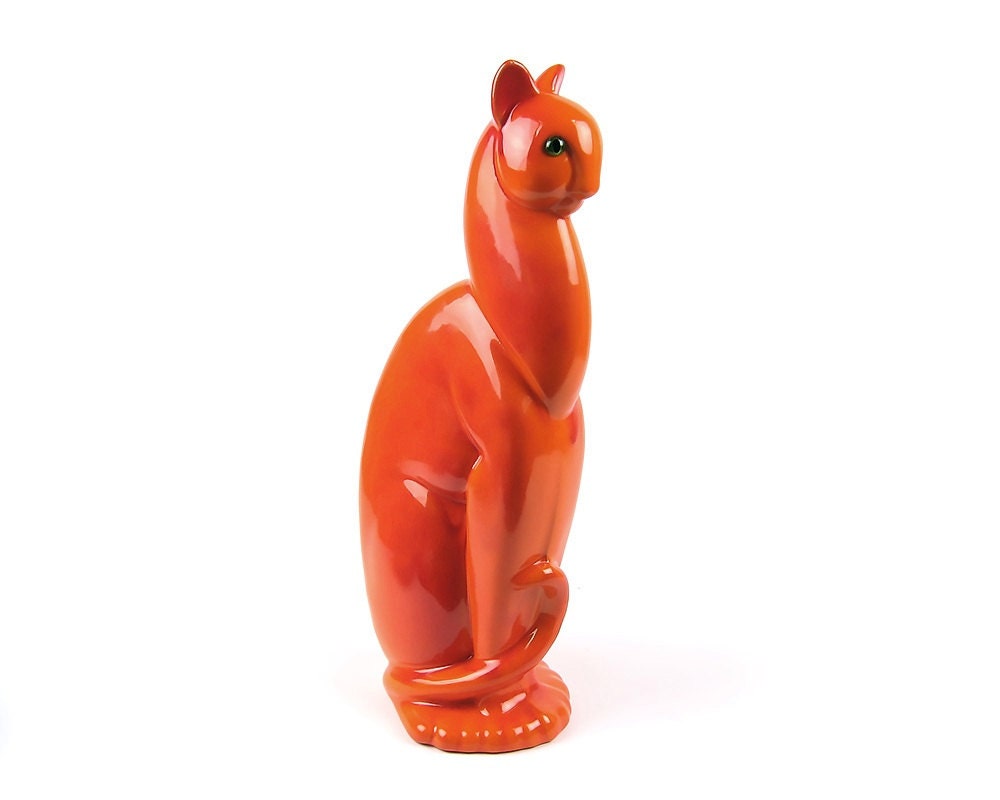 orange cat statue