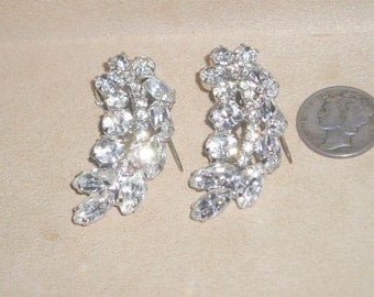 Vintage Pair Rhinestone Fur Clips Rhodium Plated Prong Set 1940's Jewelry 2136