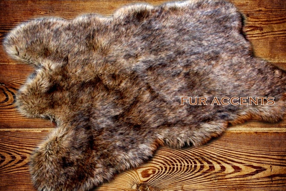 Medium Wolf Area Rug / Premium Faux Fur / Wolf Skin by FauxFurRugs