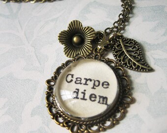 RACHEL JACKSON Carpe Diem Token of Love Necklace - Gold
