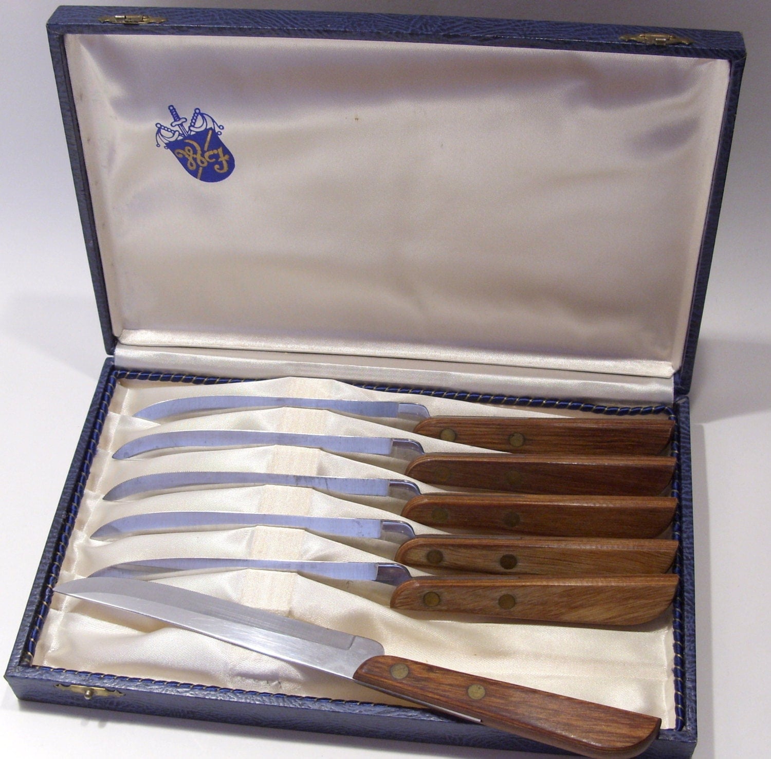 Washington Stainless Wood Handled Steak Knives Set of Six in