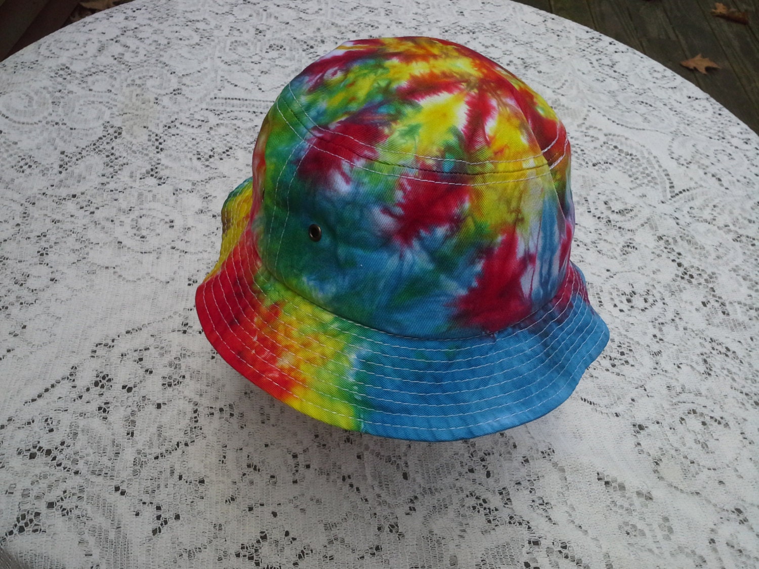 Rainbow color tie dye bucket hat