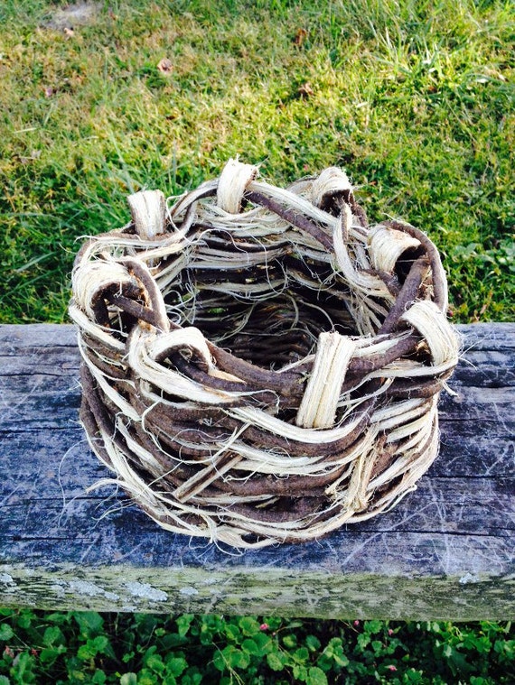 Genuine Alabama Kudzu Vine Basket by KudzuKreationz on Etsy