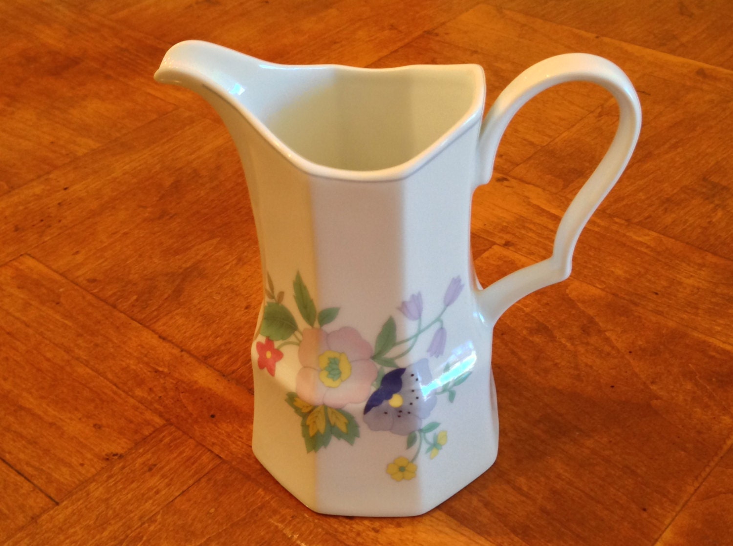Christopher Stuart “Blue Rhapsody” Creamer Haute Juice