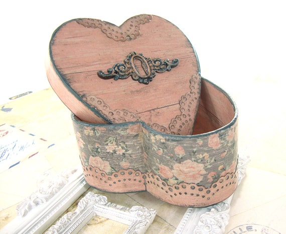 Victorian Heart Trinket Box Shabby Chic Decoupage Box Hand