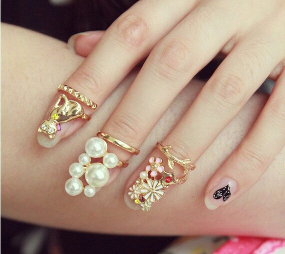 gold wedding ring set charms