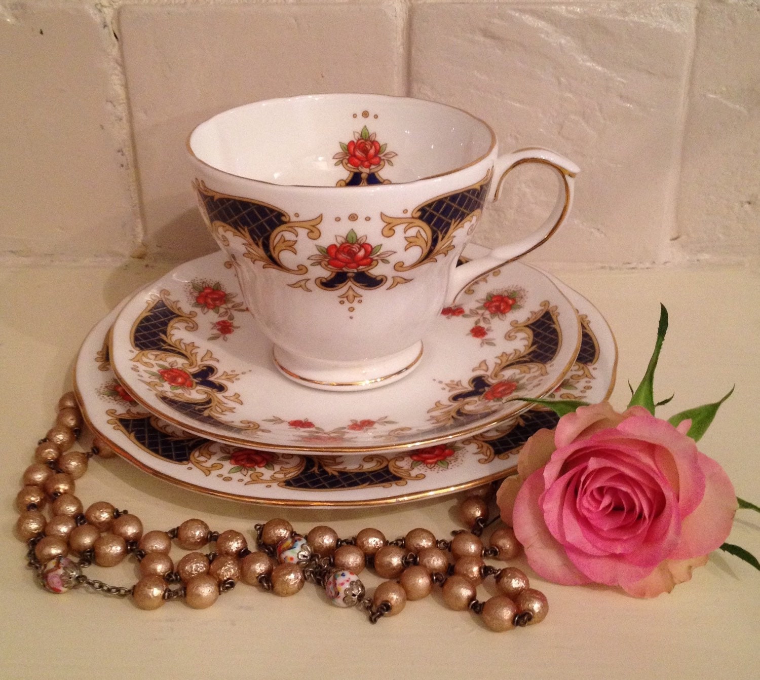 Stunning Duchess Westminster Tea cup Trio – Haute Juice