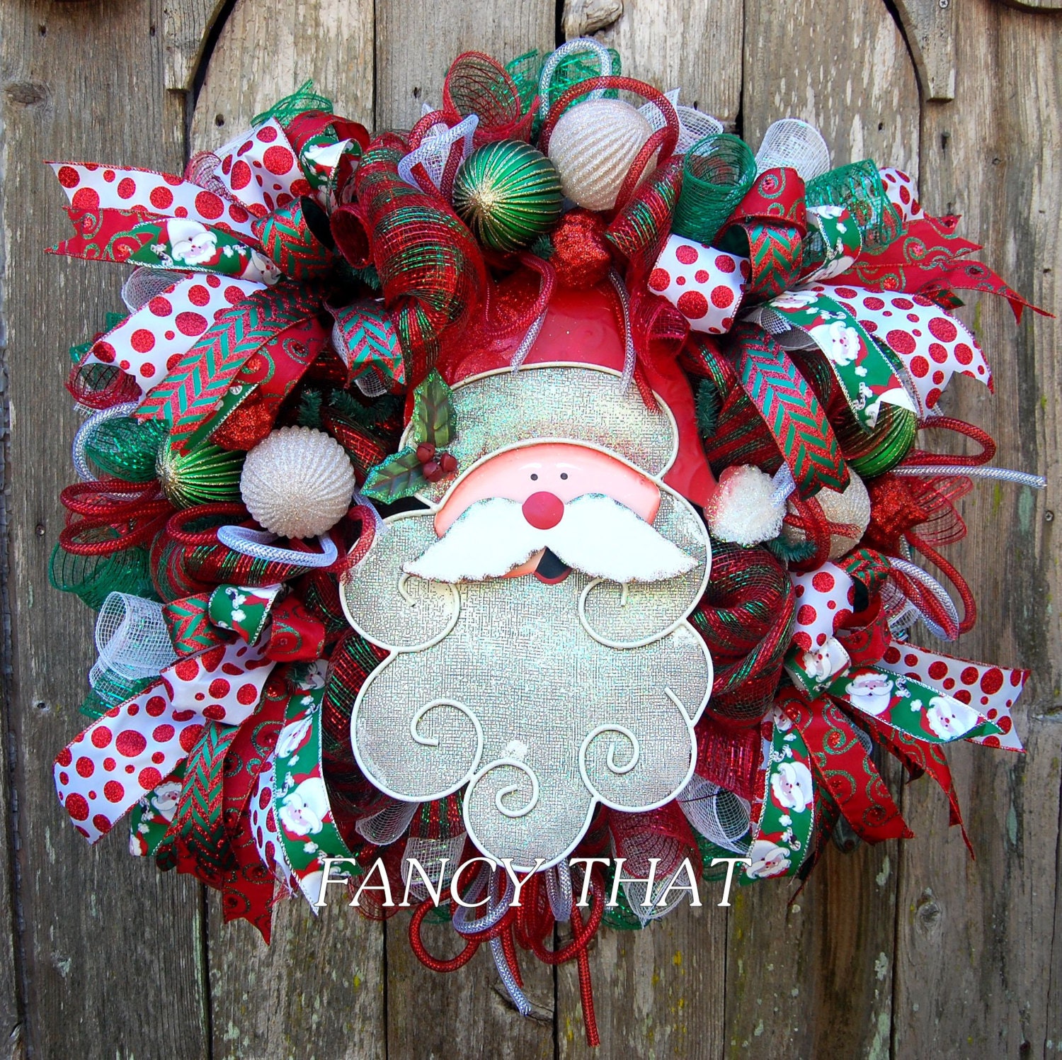 Deluxe Traditional Red/Green Santa Wreath