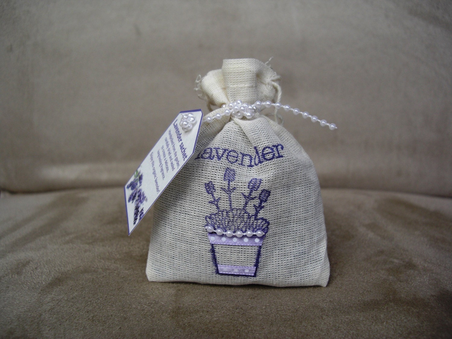 Download Organic lavender sachet in muslin bag hand-made medium size