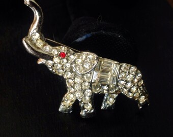 Vintage Rhinestone Rhodium Elephant Brooch