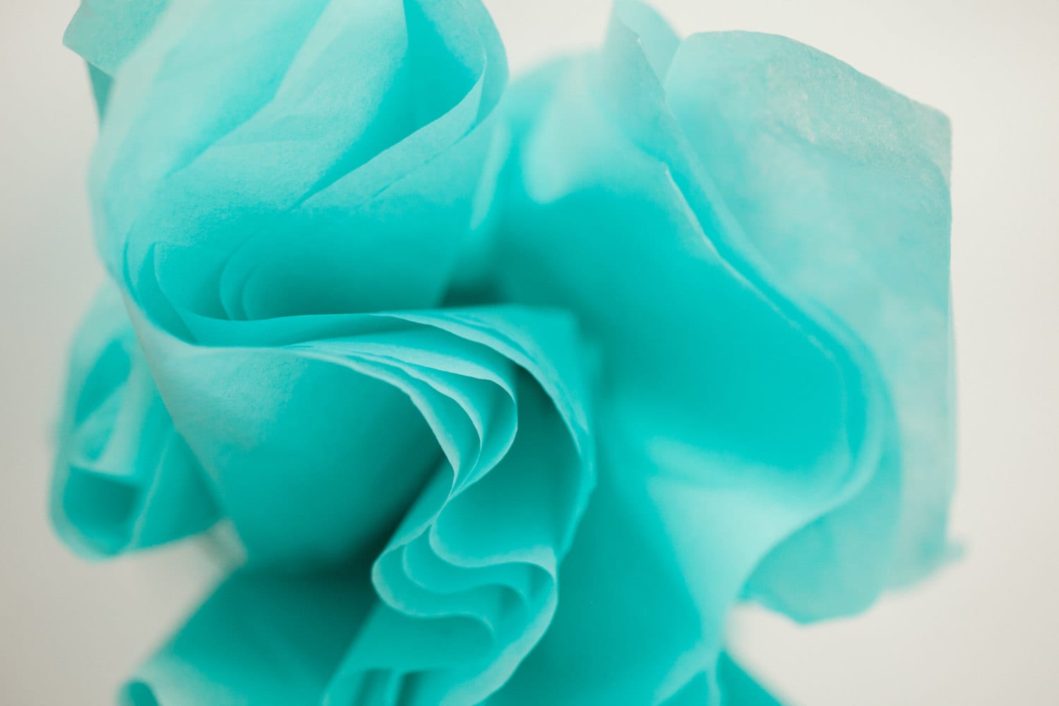 Aqua Blue Tissue Paper | Premium Tissue Paper 24 Sheets Aquamarine Blue ...