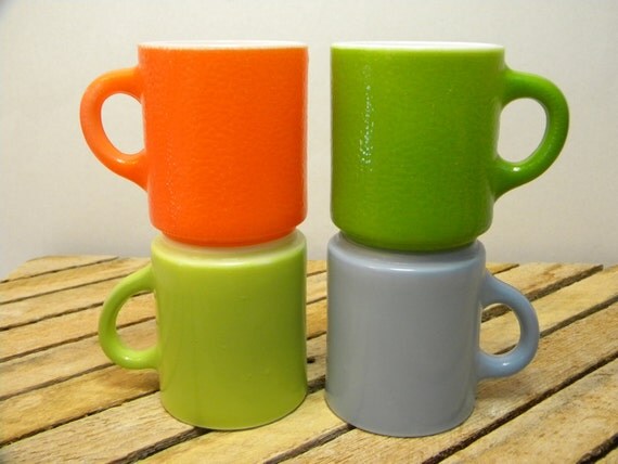 Items similar to Set of 4 Vintage Restaurant Style Coffee Mugs on Etsy