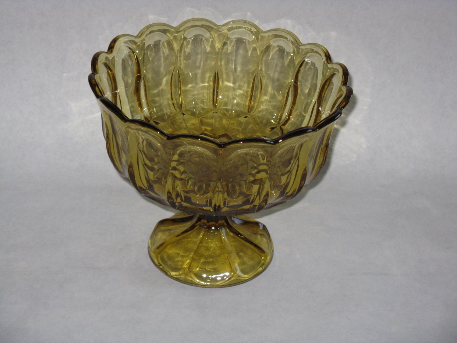 Vintage large amber glass pedestal bowl gold yellow trifle