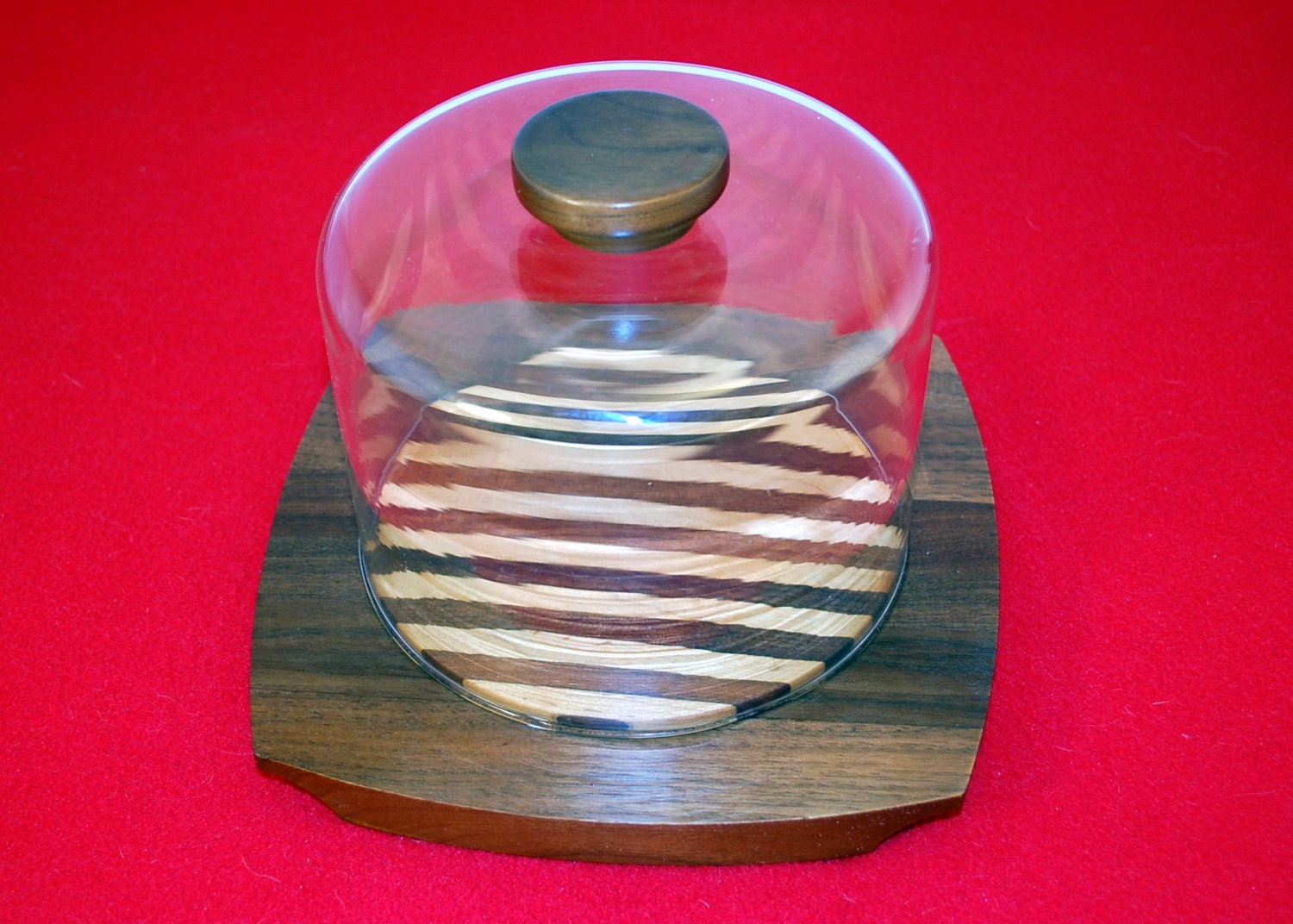 Beautiful 1960’s Vintage Kustom Kraft Walnut Cheese Tray with Glass