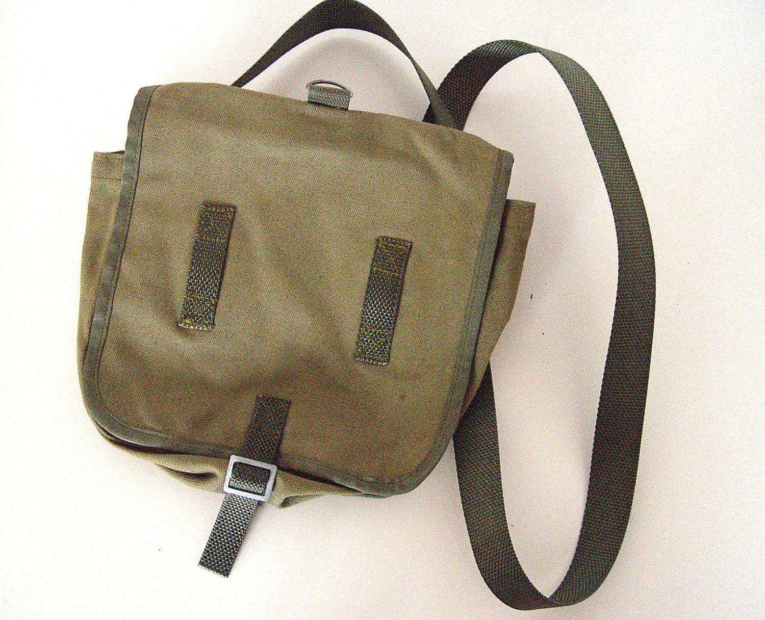 Military Style Green Canvas Bag.