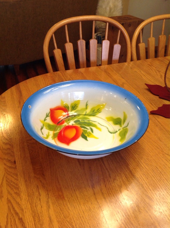 Vintage Enamel Fruit Bowl/Basin by VikMik on Etsy