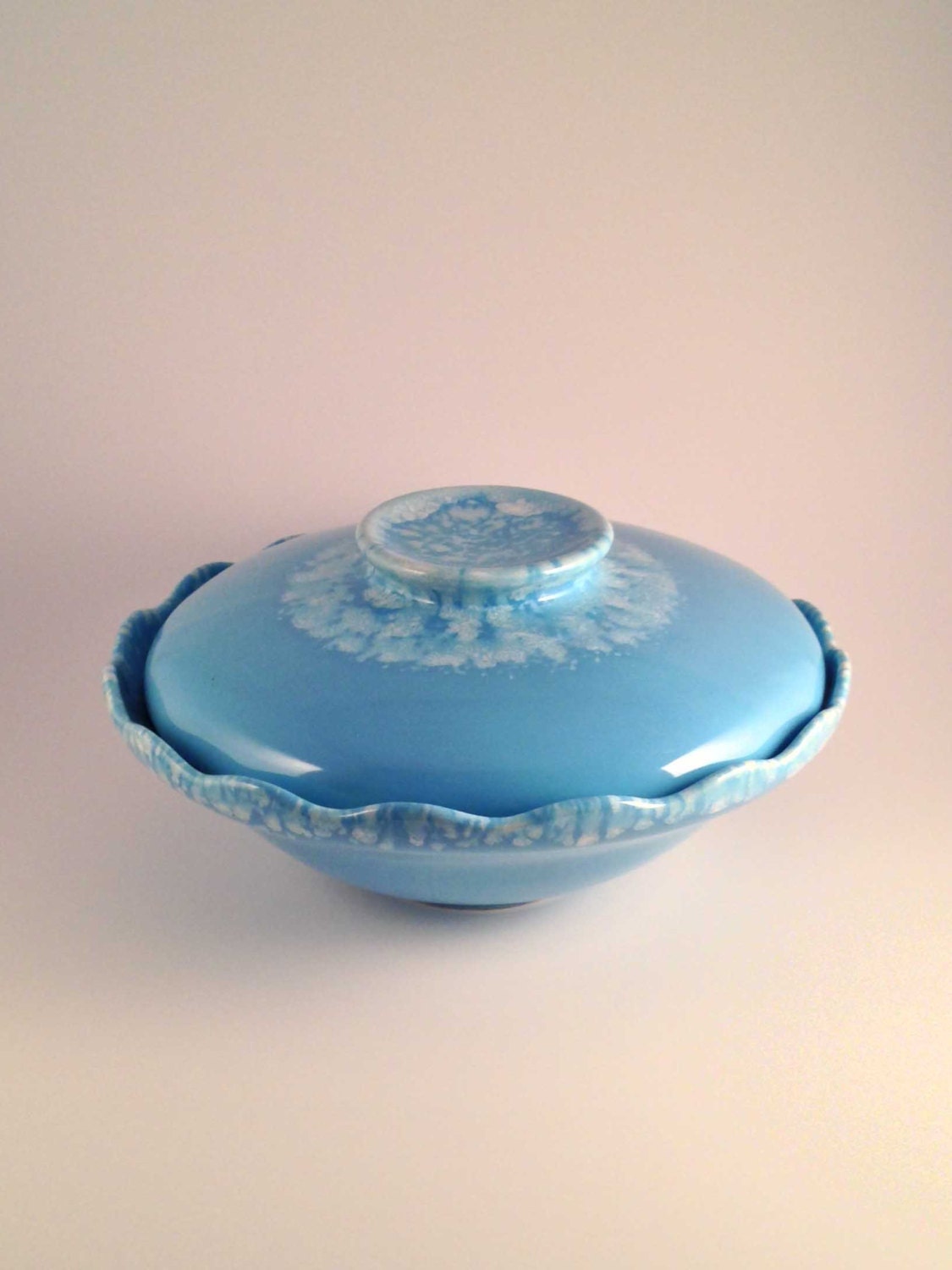 Vintage 1950s HULL Turquoise Ceramic Dish & Lid. Covered Casserole