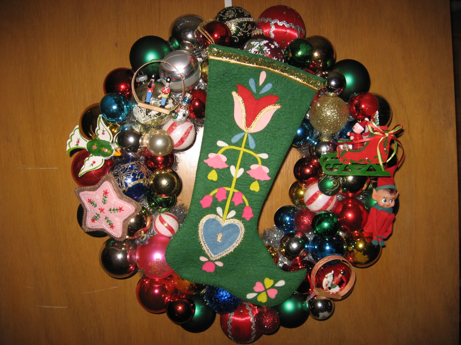 VIntage Christmas Shiny Brite Ornament Wreath w/Pixie Elf & Vintage MCM Green Stocking 19"