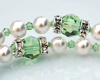 Baptism Rosary Personalized Name - August Baby Peridot Swarovski Crystals White Pearls - Catholic Baby Heirloom Gift - Green Rosary Beads
