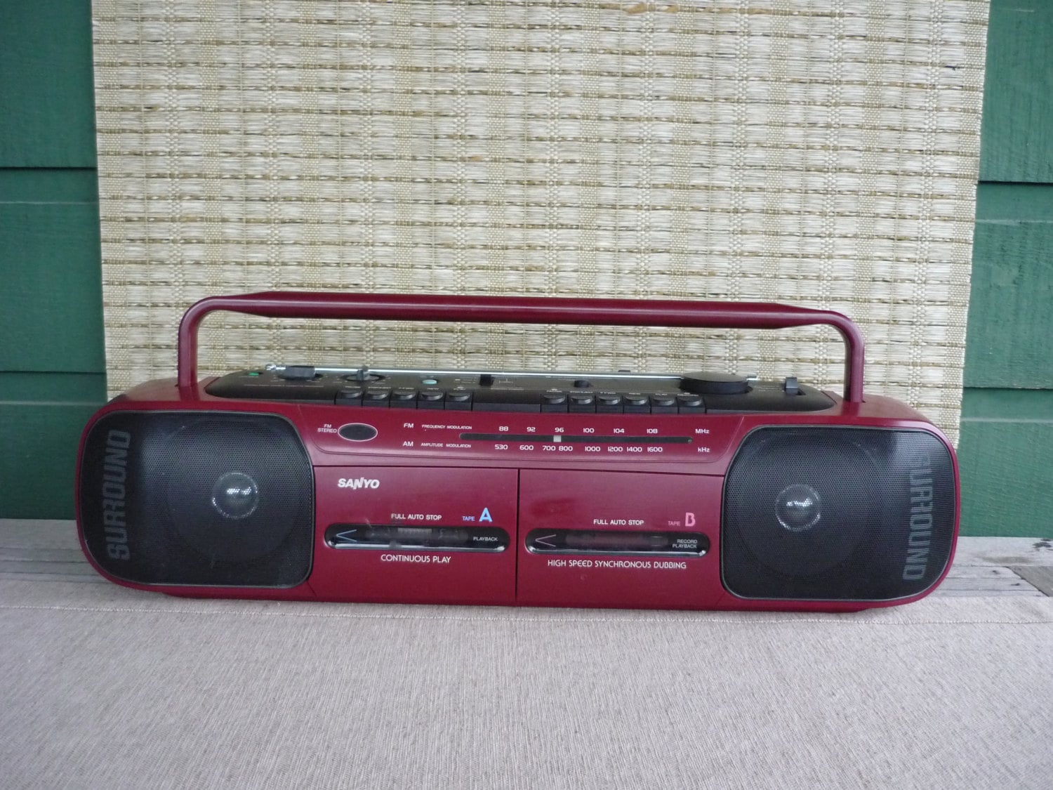 Vintage 1990's Sanyo Portable Cassette Player AM/FM